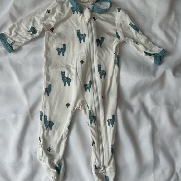 Kyte Baby Newborn Alpaca Zipper Footie Pajamas - Picture 1 of 2
